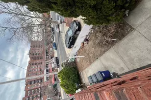 1241 E 98th St, New York City, NY 11236 - Photo 4