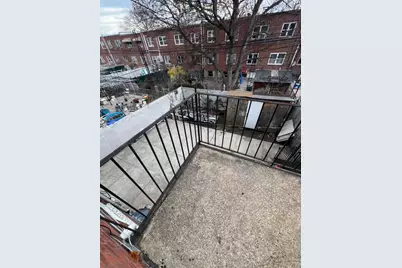 1241 E 98th Street, New York City, NY 11236 - Photo 20