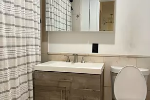 350 W 42nd St, New York City, NY 10036 - Photo 6