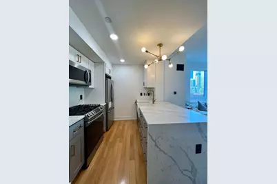 350 W 42nd Street #8-A, New York City, NY 10036 - Photo 2