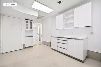 211 Central Park W #1D, New York City, NY 10024 - Photo 4