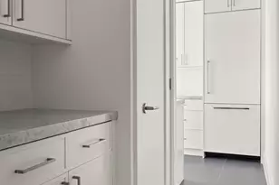 115 E 9th St, New York City, NY 10003 - Photo 4