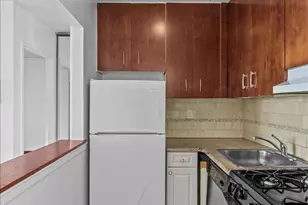 23-22 30th Rd, New York City, NY 11102 - Photo 8