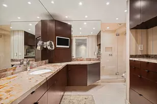 190 E 72nd St, New York City, NY 10021 - Photo 14