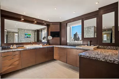 190 E 72nd Street #34CD, New York City, NY 10021 - Photo 6