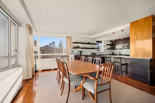 190 E 72nd St, New York City, NY 10021 - Photo 2