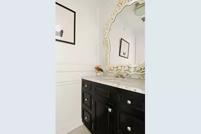 51 E 75th Street, New York City, NY 10021 - Photo 16