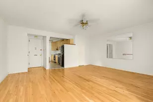 117 W 75th St, New York City, NY 10023 - Photo 2