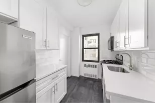 200 E 36th St, New York City, NY 10016 - Photo 4