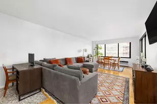 200 E 36th St, New York City, NY 10016 - Photo 2