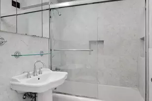 150 E 61st St, New York City, NY 10065 - Photo 14