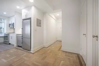 20 E 35th Street #8-K, New York City, NY 10016 - Photo 2