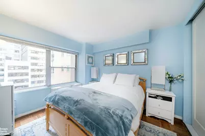 118 E 60th Street #6A, New York City, NY 10022 - Photo 4