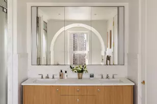 200 E 75th St, New York City, NY 10021 - Photo 12