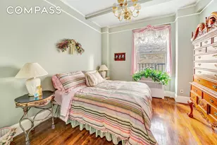 1060 Park Ave, New York City, NY 10128 - Photo 4