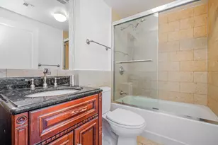 1322 E 14th St, New York City, NY 11230 - Photo 26