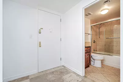 1322 E 14th Street #3B, New York City, NY 11230 - Photo 24