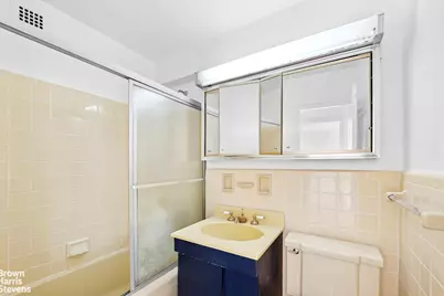 420 E 72nd Street #15D, New York City, NY 10021 - Photo 6