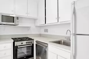 420 E 72nd St, New York City, NY 10021 - Photo 4