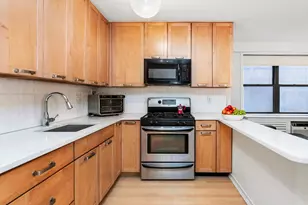 330 3rd Ave, New York City, NY 10010 - Photo 2