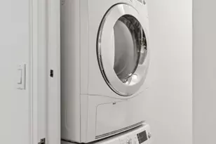 221 W 82 St, New York City, NY 10024 - Photo 10