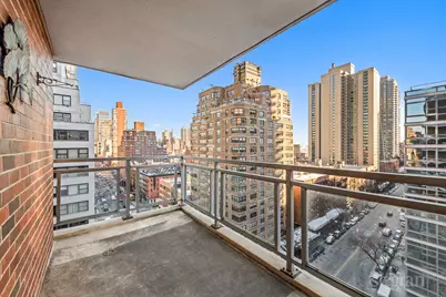 360 E 72nd Street #A-1410, New York City, NY 10021 - Photo 12