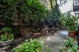 340 E 72nd St, New York City, NY 10021 - Photo 14