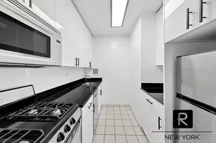 330 E 38th St, New York City, NY 10016 - Photo 6