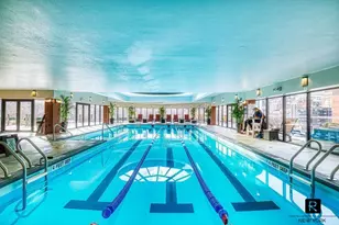 330 E 38th St, New York City, NY 10016 - Photo 12