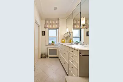 925 Park Avenue #2A, New York City, NY 10075 - Photo 16