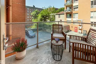 3585 Greystone Ave, New York City, NY 10463 - Photo 20