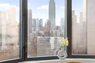 330 E 38th St, New York City, NY 10016 - Photo 1