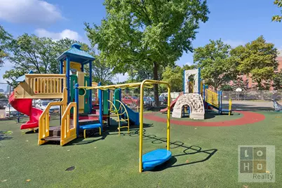 575 Grand Street #E1105, New York City, NY 10002 - Photo 22