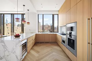 500 W 25th St, New York City, NY 10001 - Photo 6