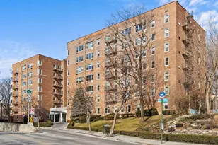 629 Kappock St, New York City, NY 10463 - Photo 10