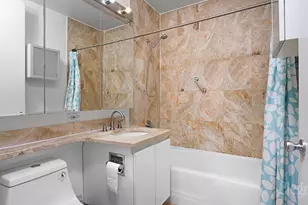 170 E 87th St, New York City, NY 10128 - Photo 4