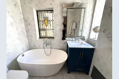 71 E 77th Street #9C, New York City, NY 10075 - Photo 10