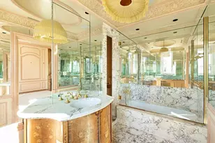 910 5th Ave, New York City, NY 10021 - Photo 14