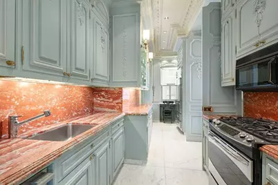 910 Fifth Avenue #11BC, New York City, NY 10021 - Photo 16