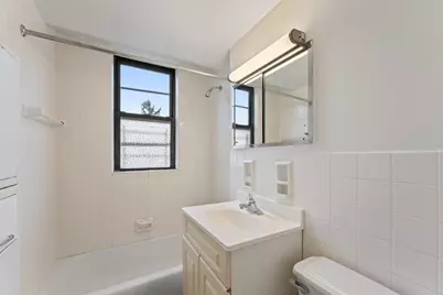 4901 Henry Hudson Parkway W #7D, New York City, NY 10471 - Photo 16