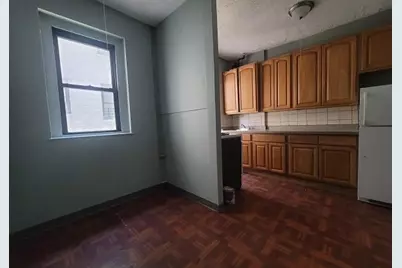 21-68 35th Street #3-C, New York City, NY 11105 - Photo 2