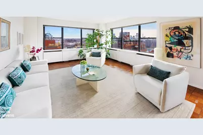 60 E End Avenue #21A, New York City, NY 10028 - Photo 2