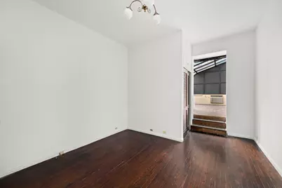 121 E 83rd Street, New York City, NY 10028 - Photo 14