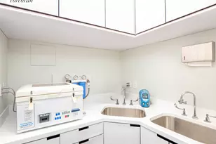 70 W 36th St., New York City, NY 10018 - Photo 8