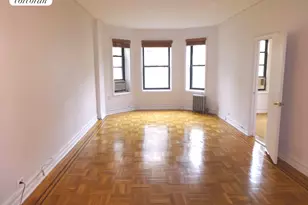 756 Brady Ave, New York City, NY 10462 - Photo 2