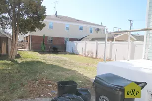 8906 Avenue L, New York City, NY 11236 - Photo 16