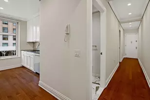 100 Central Park S, New York City, NY 10019 - Photo 22