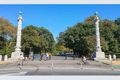 194 30th Street #1B, New York City, NY 11232 - Photo 28