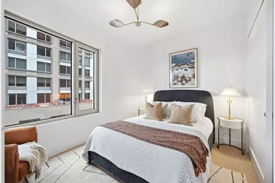 24-01 Queens Plaza N #805, New York City, NY 11101 - Photo 8