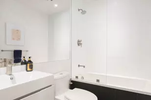 196 6th Ave, New York City, NY 10013 - Photo 6